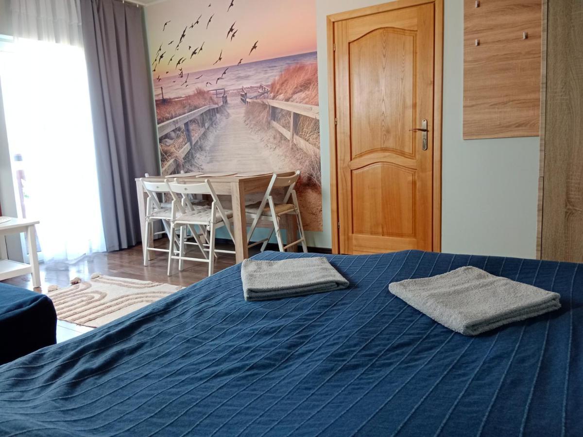 Apartamenty I Domki Osinscy บราเนียโว ภายนอก รูปภาพ